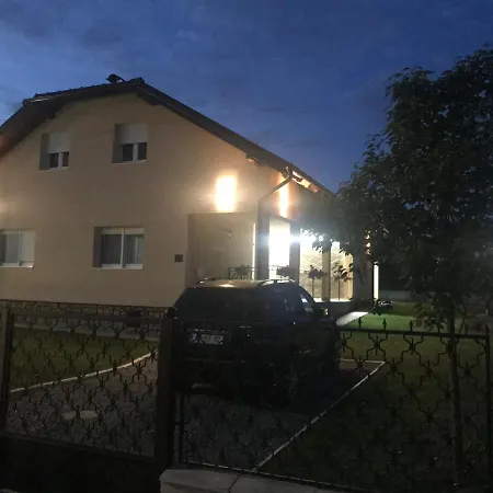 Apartmani Lux Nina Vrdnik Exterior photo