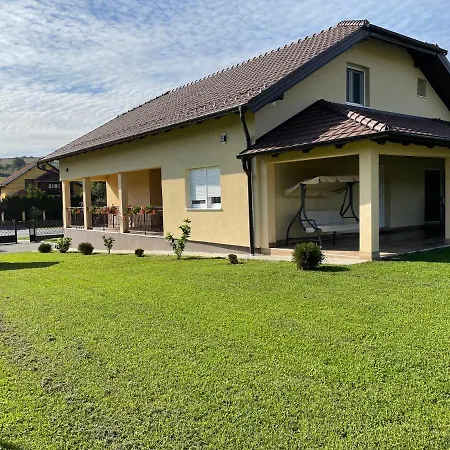 Apartmani Lux Nina Vrdnik Exterior photo