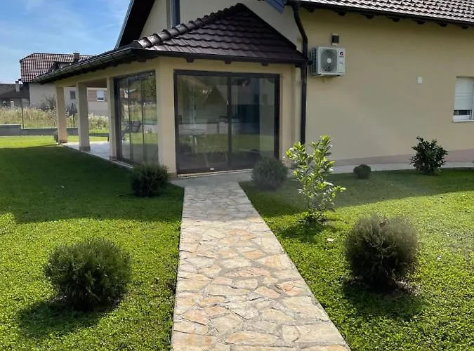 Apartmani Lux Nina